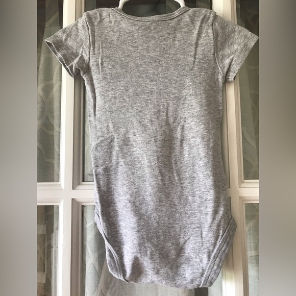 2-pack Carter’s gray cotton onesie and lightweight blue and navy hoodie shirt - Picture 10 of 10